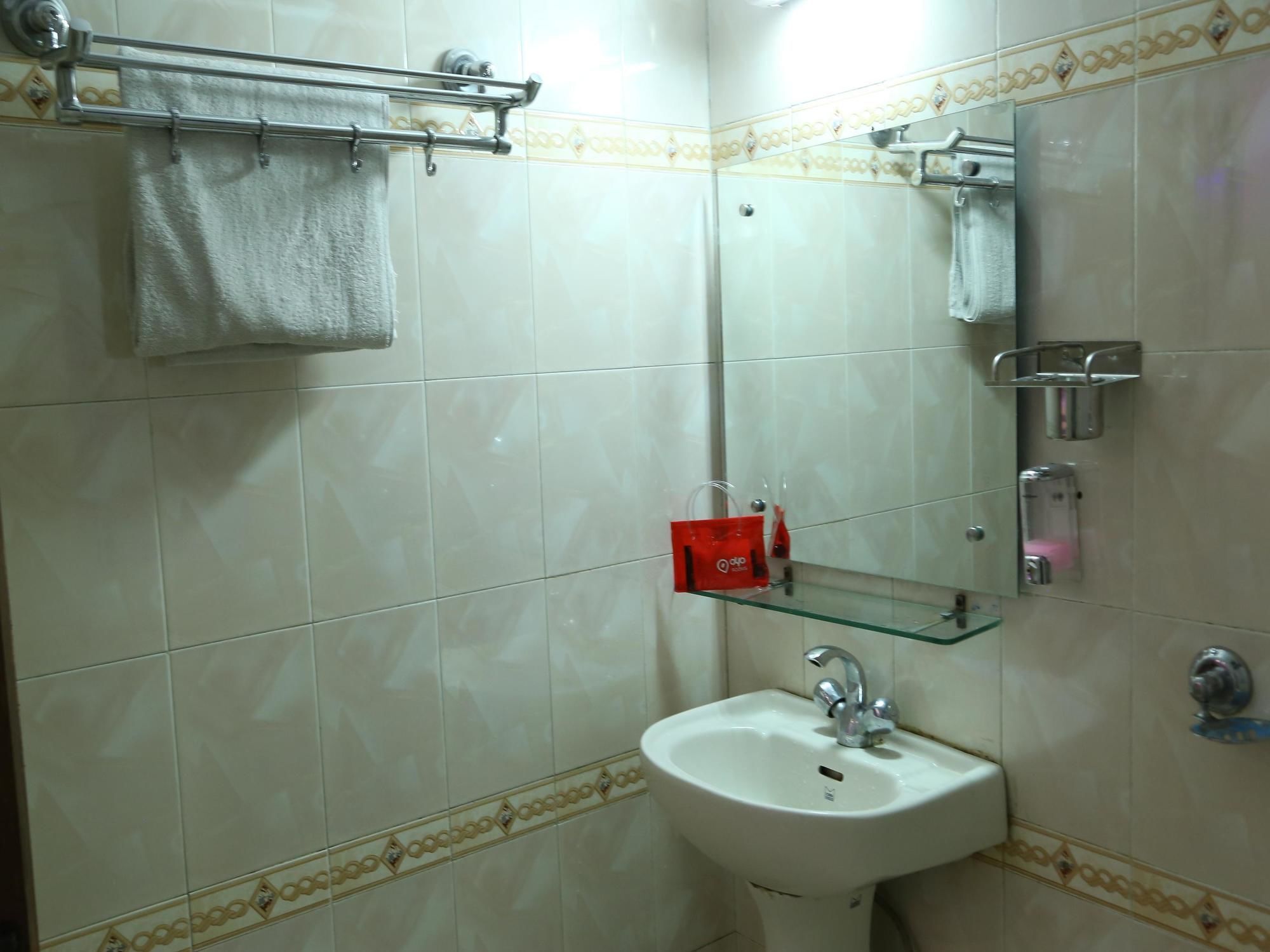 Oyo 1255 Plaza 17 Hotel 2*