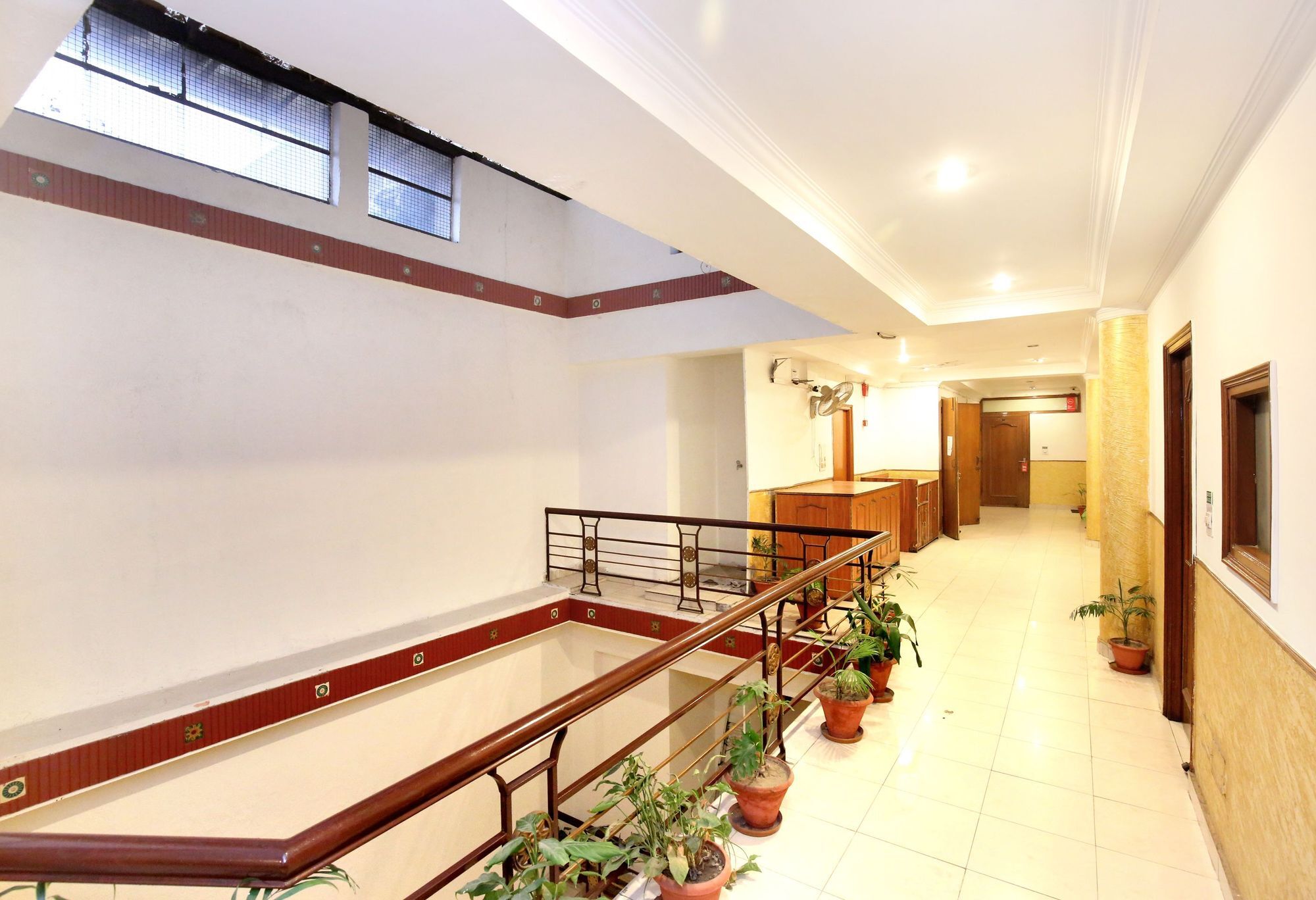 Hotel Oyo 1255 Plaza 17 2*