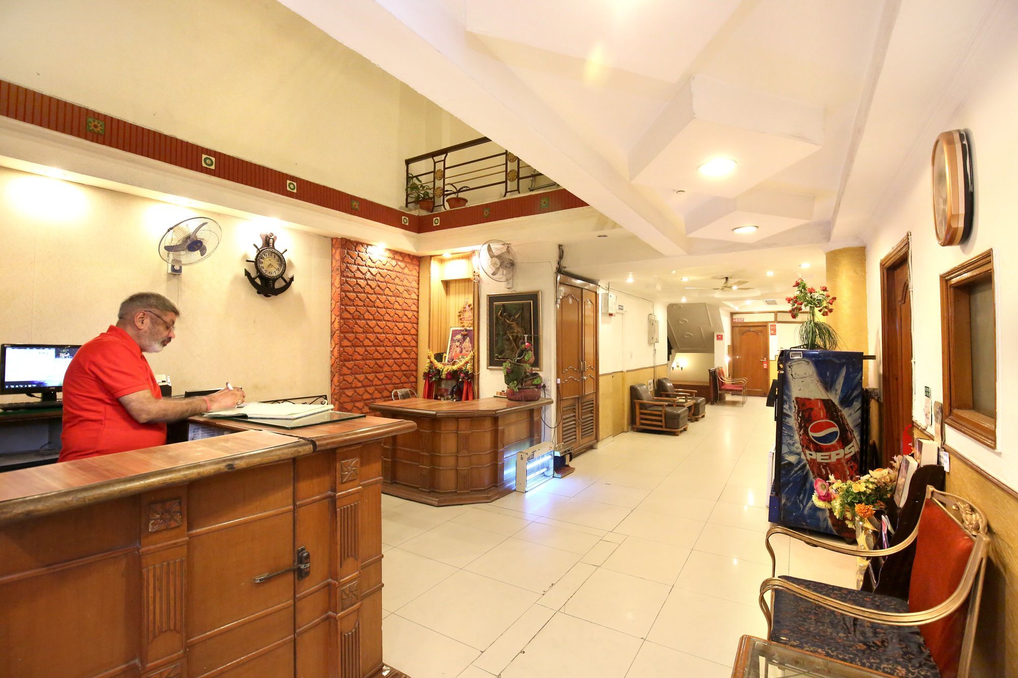 Oyo 1255 Plaza 17 Hotel