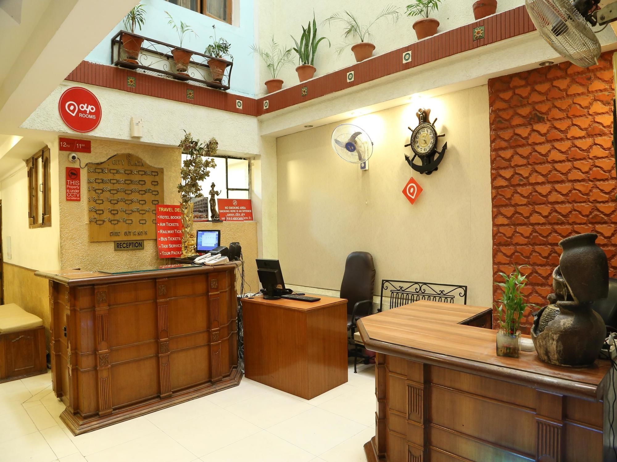Oyo 1255 Plaza 17